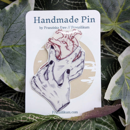 Hand aufs Herz | Pin