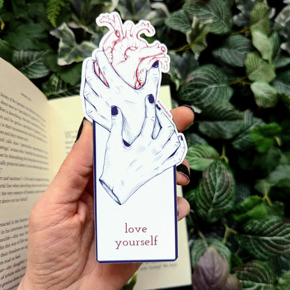 Hand aufs Herz | Lesezeichen